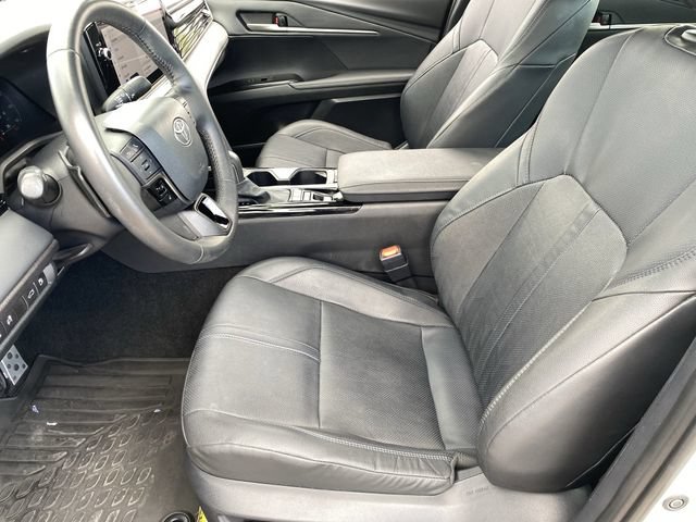 Used 2025 Toyota Camry XSE AWD/4WD image 19