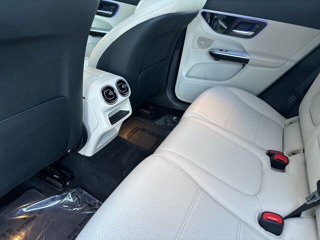 Certified 2026 Mercedes-Benz GLC 300 4MATIC image 13