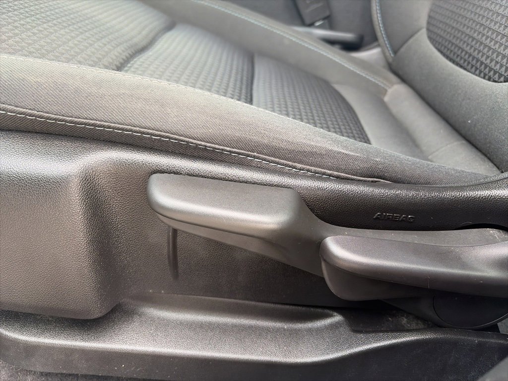 Used 2022 Chevrolet Bolt LT image 20