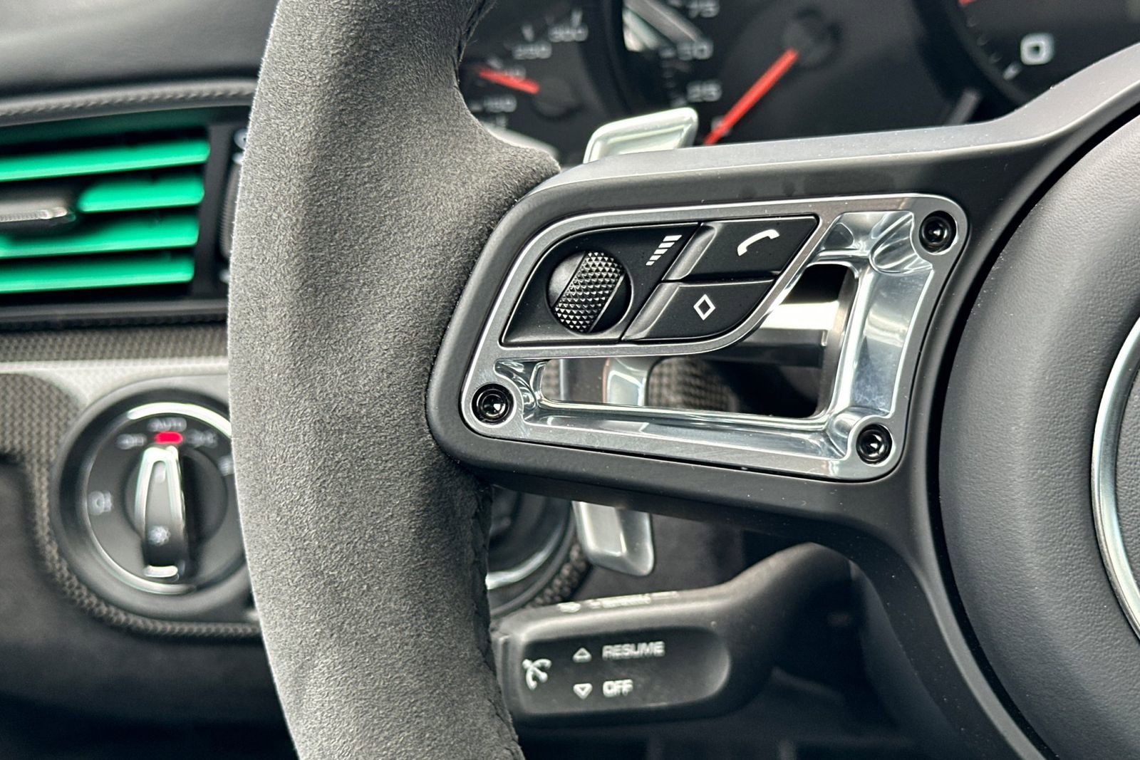 Certified 2019 Porsche 911 Carrera 4 GTS image 29