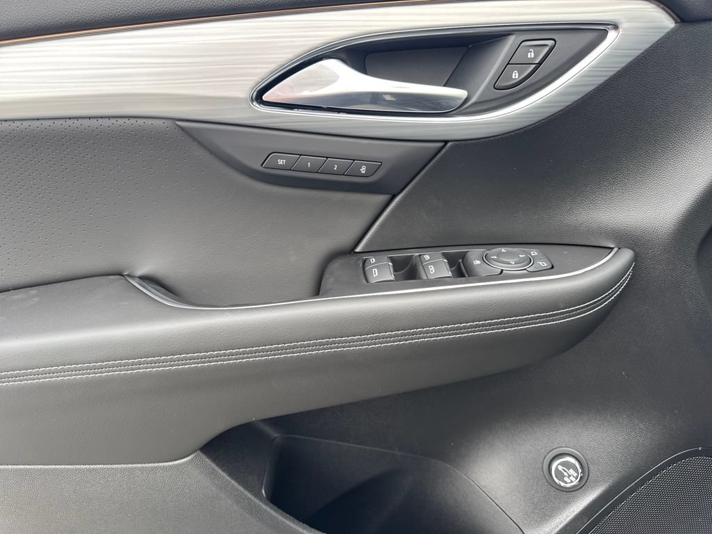 New 2026 Buick Envision Avenir AWD/4WD image 17