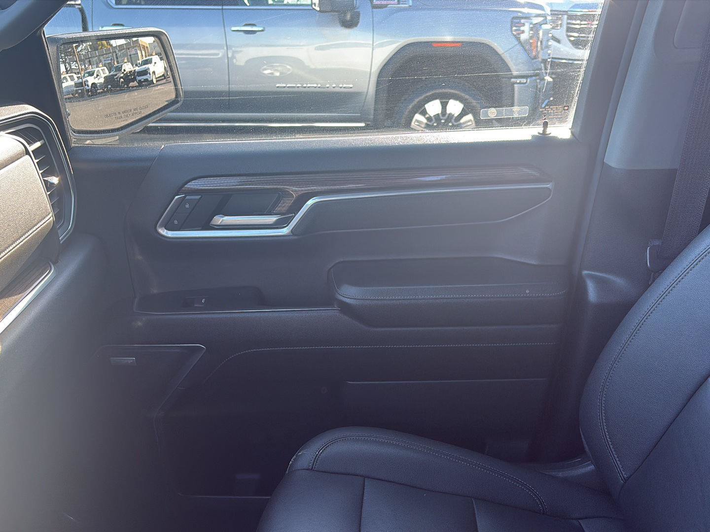 Used 2022 Chevrolet Silverado 1500 LT Trail Boss w/ Convenience Package II AWD/4WD image 26