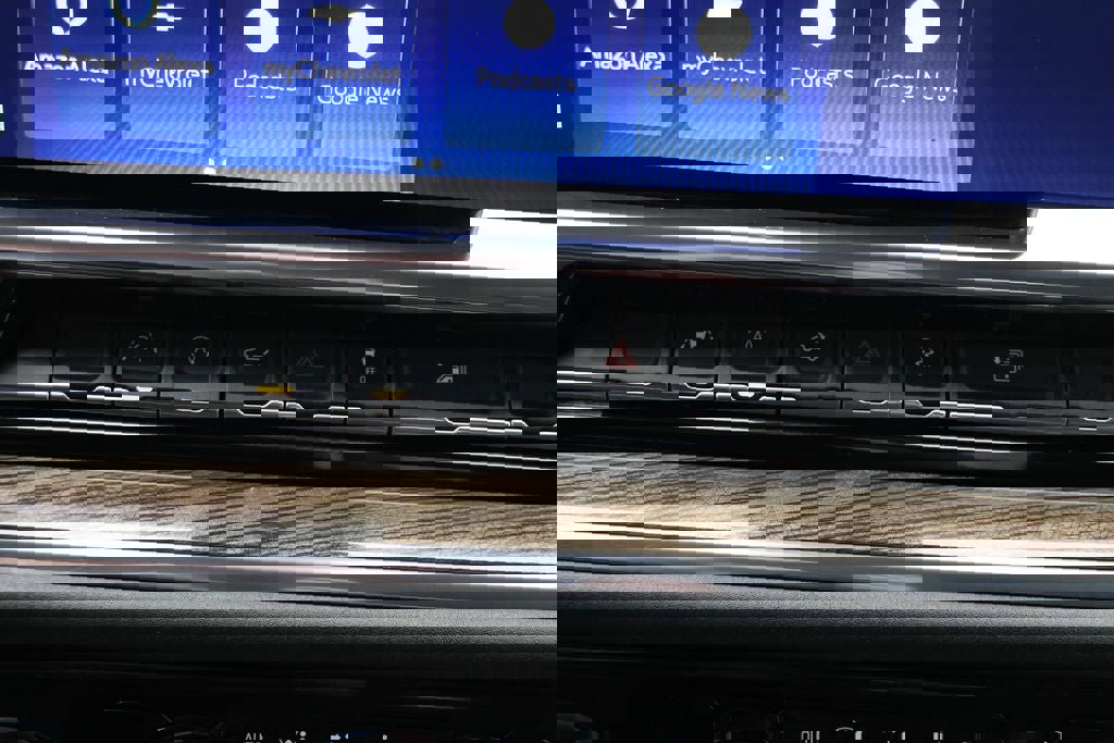 Used 2023 Chevrolet Silverado 1500 LT image 25