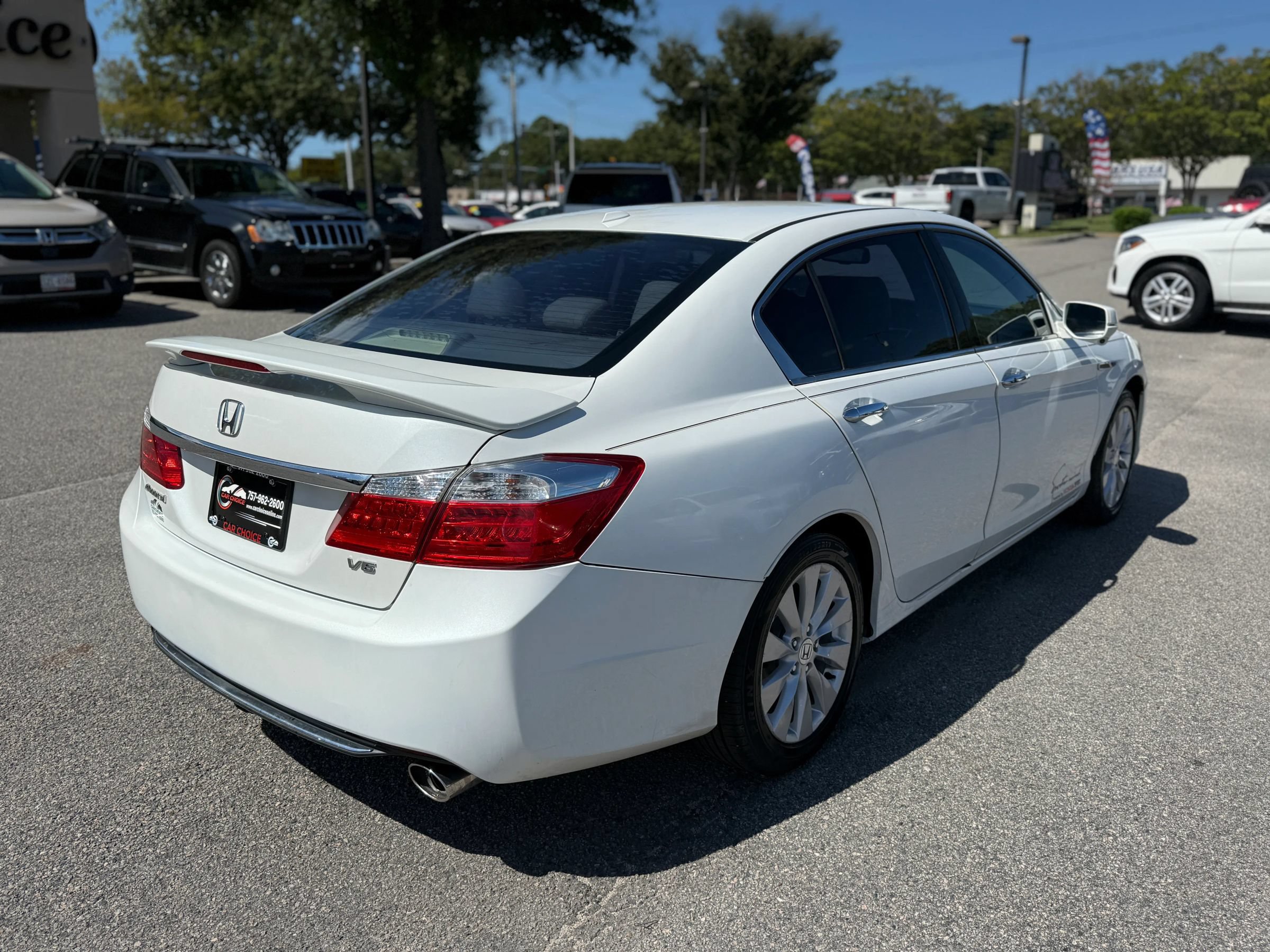 Used 2014 Honda Accord EX-L image 8