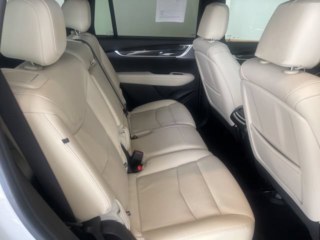 Used 2025 Cadillac XT6 Sport w/ LPO, Floor Liner Package AWD/4WD image 34