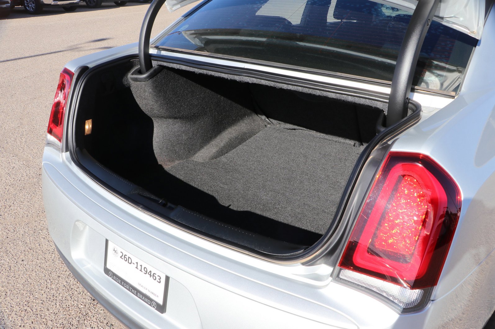 Used 2019 Chrysler 300 Touring w/ Sport Appearance Package RWD image 28