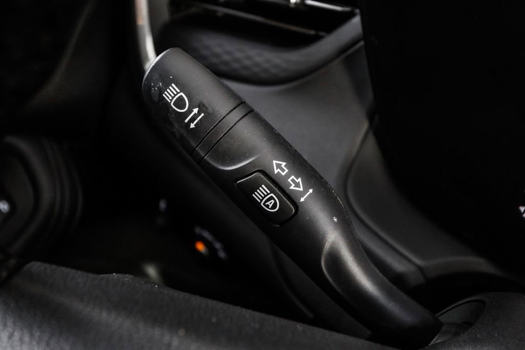 Used 2024 Buick Encore GX Sport Touring w/ Comfort Package image 28