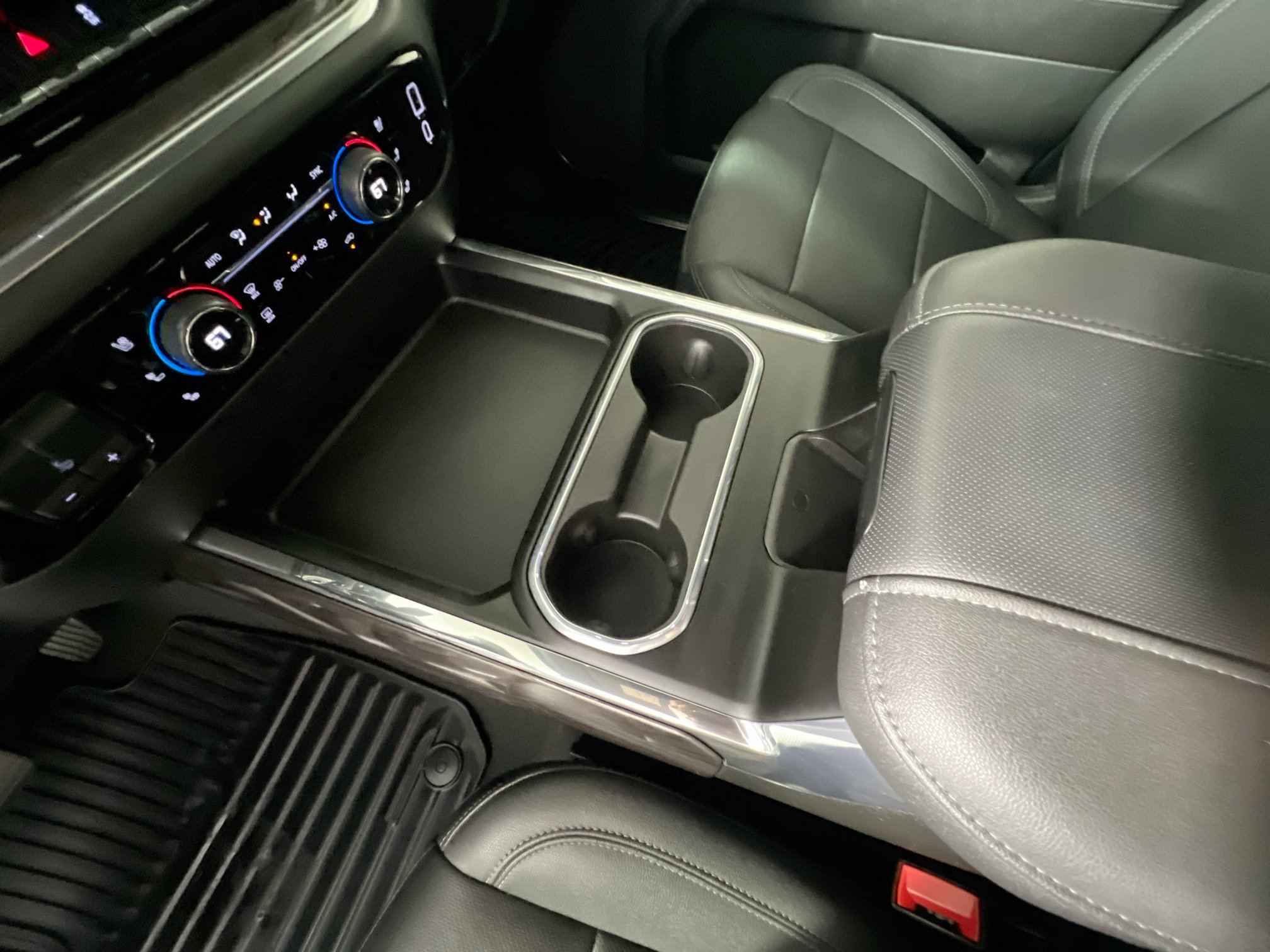 Used 2024 Chevrolet Silverado 2500 LTZ w/ LTZ Plus Package AWD/4WD image 25
