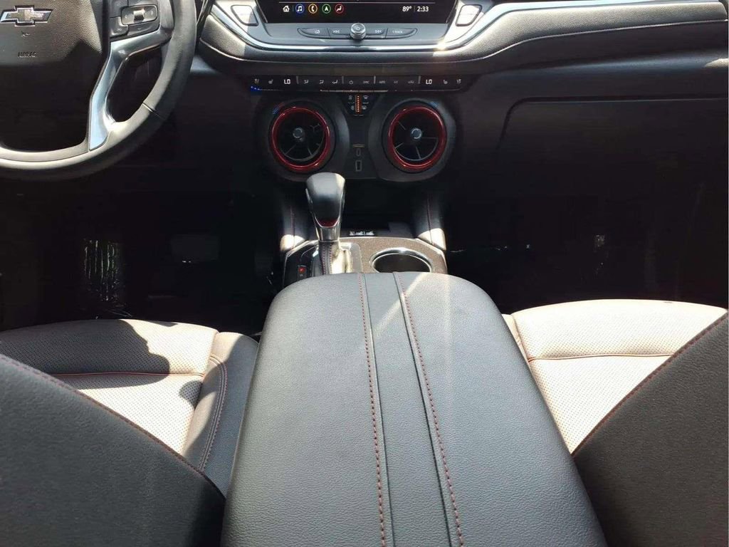 Used 2024 Chevrolet Blazer RS w/ Driver Confidence II Package image 9