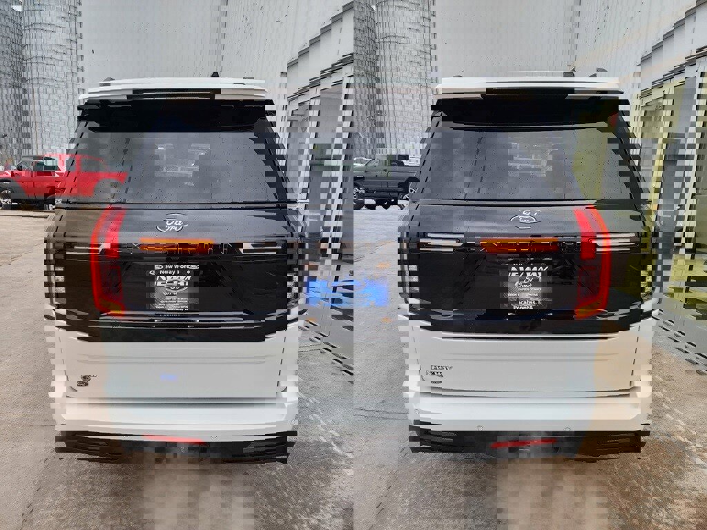 New 2026 Ford Expedition Tremor image 7