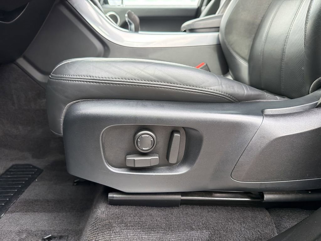 Used 2020 Land Rover Range Rover Sport HST image 20