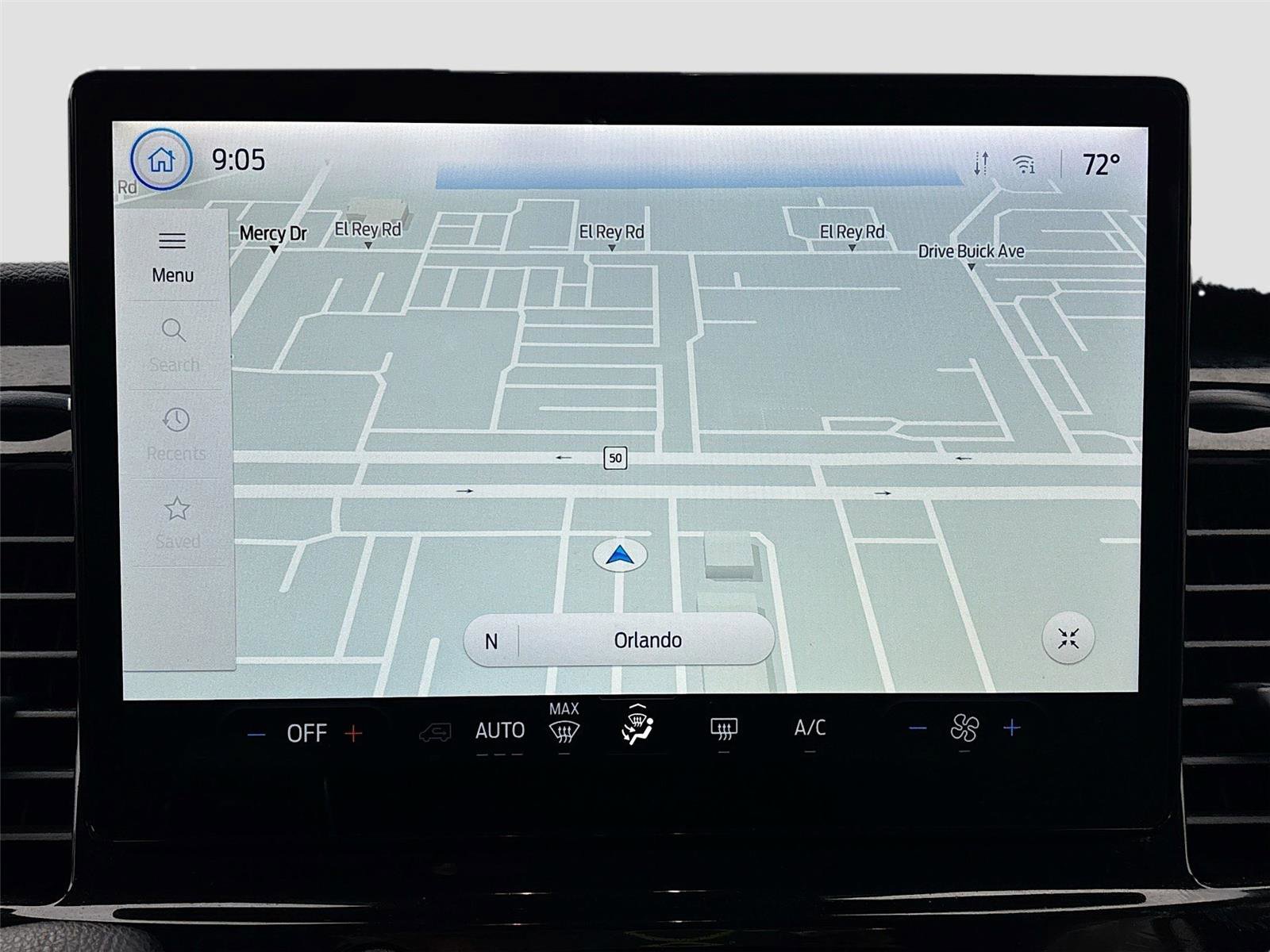 Used 2023 Ford Transit 350 XLT image 13