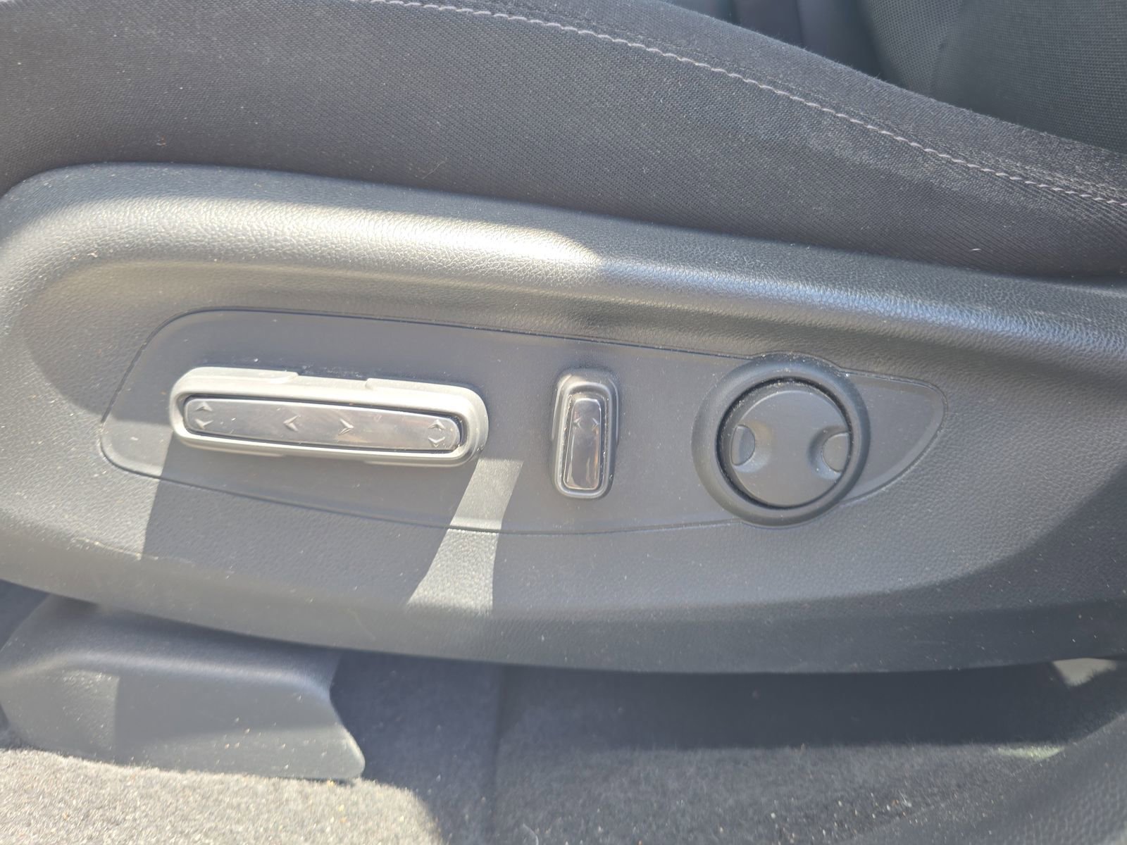 Certified 2024 Honda CR-V EX image 15