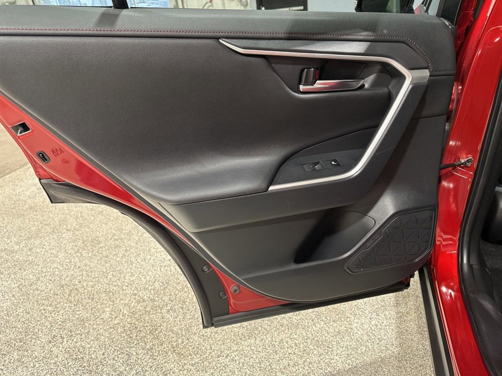Used 2022 Toyota RAV4 XSE w/ Weather Package image 15