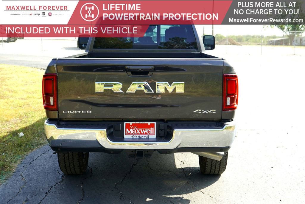 Used 2025 RAM 3500 Limited image 6