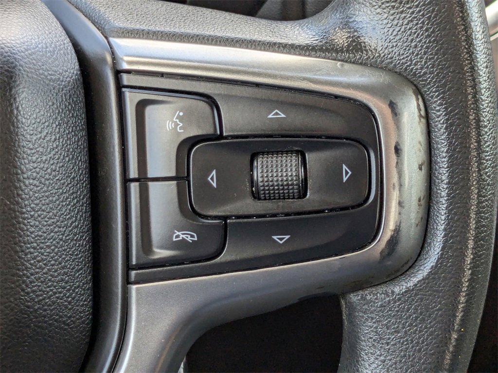 Used 2020 Chevrolet Silverado 1500 LT image 25