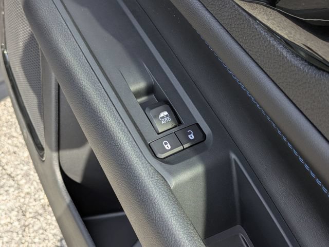 New 2026 Jeep Compass Latitude AWD/4WD image 33