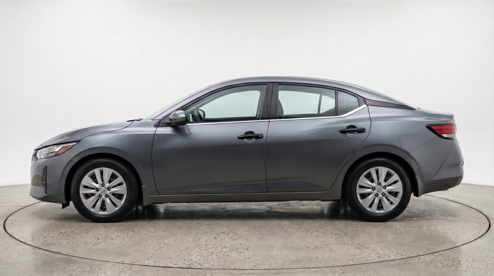 Used 2025 Nissan Sentra S FWD image 5