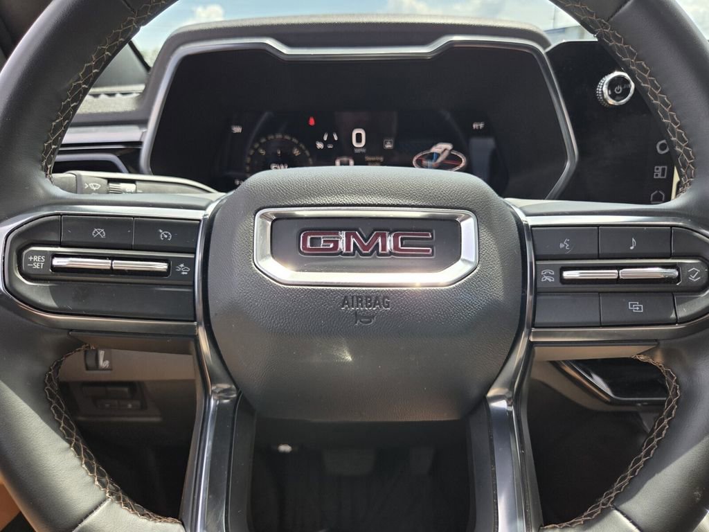 Used 2024 GMC Canyon AT4 w/ Canyon Safety Plus Package AWD/4WD image 28