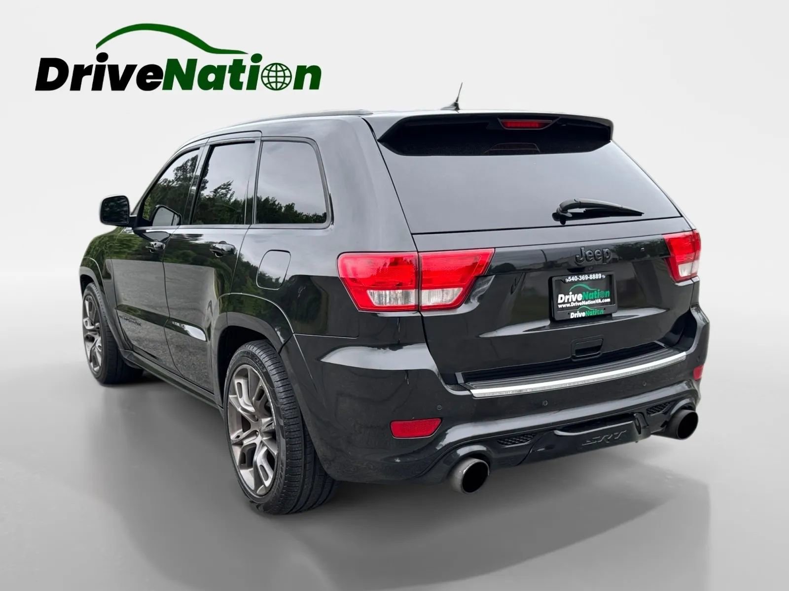 Used 2012 Jeep Grand Cherokee SRT8 w/ Luxury Group II AWD/4WD image 7