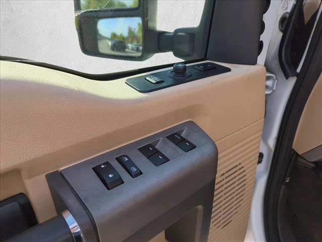 Used 2011 Ford F250 Lariat w/ Lariat Interior Pkg AWD/4WD image 8