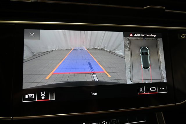 Used 2022 Audi Q8 Premium Plus w/ Premium Plus Package image 7