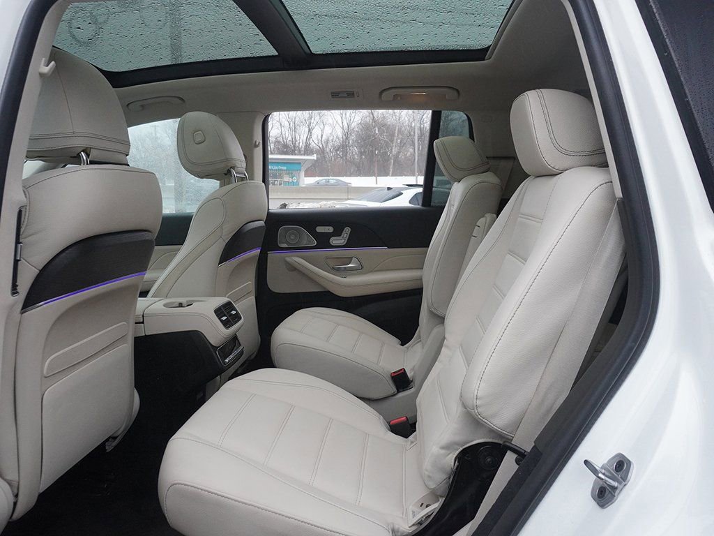 Used 2021 Mercedes-Benz GLS 580 4MATIC w/ Exclusive Trim Package image 31