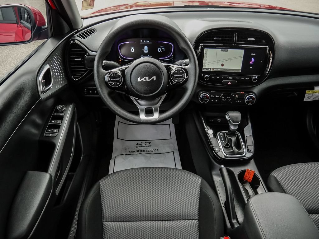 Used 2025 Kia Soul S FWD image 24