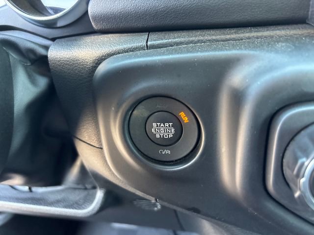 Used 2023 Jeep Wrangler Unlimited Sahara w/ Cold Weather Group AWD/4WD image 15