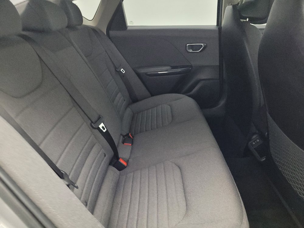 Used 2025 Kia K4 EX FWD image 19