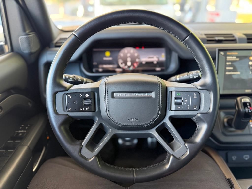Used 2024 Land Rover Defender 110 X AWD/4WD image 6