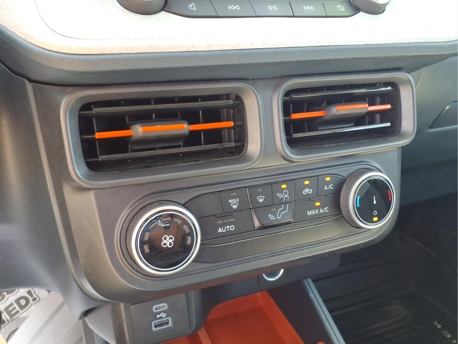 Used 2024 Ford Maverick XLT w/ Equipment Group 300A Standard AWD/4WD image 18