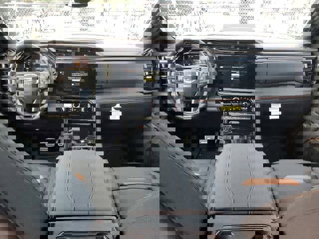 New 2026 GMC Sierra 1500 AT4 w/ Technology Package image 14