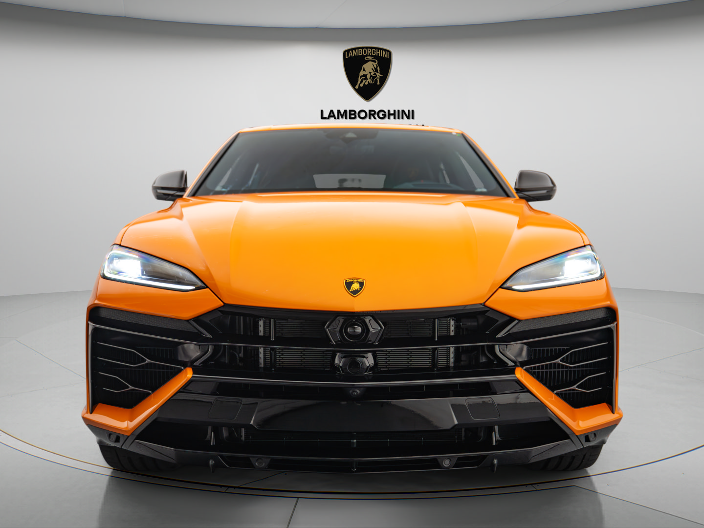 Used 2025 Lamborghini Urus S AWD/4WD image 3