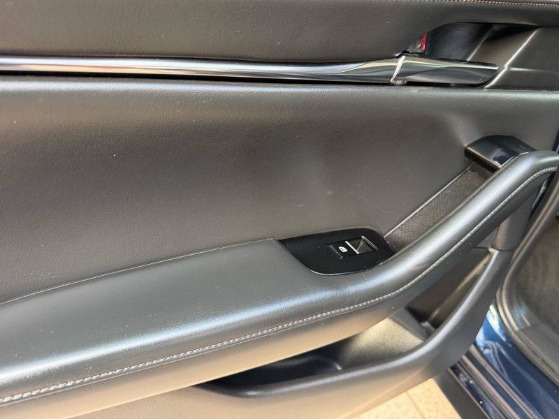 Used 2019 MAZDA MAZDA3 Sedan w/ Select Package FWD image 39