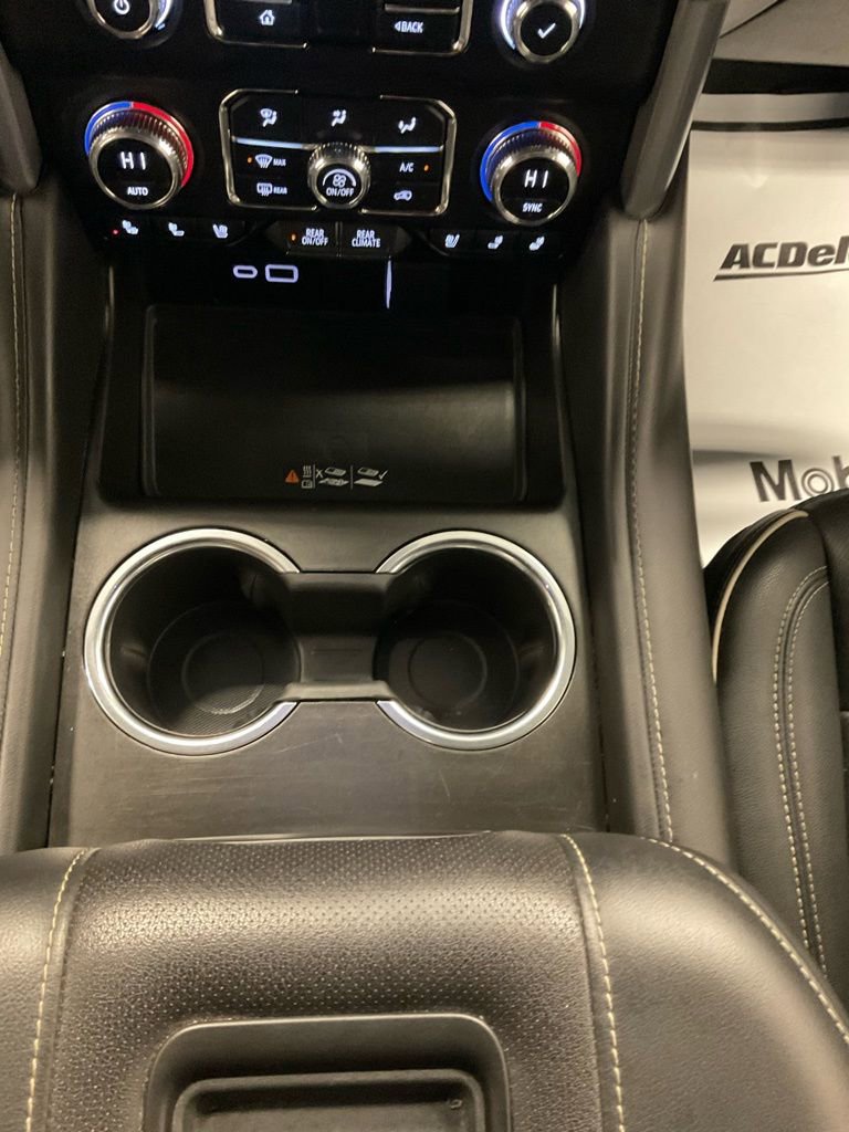 Used 2024 GMC Yukon XL SLT image 27