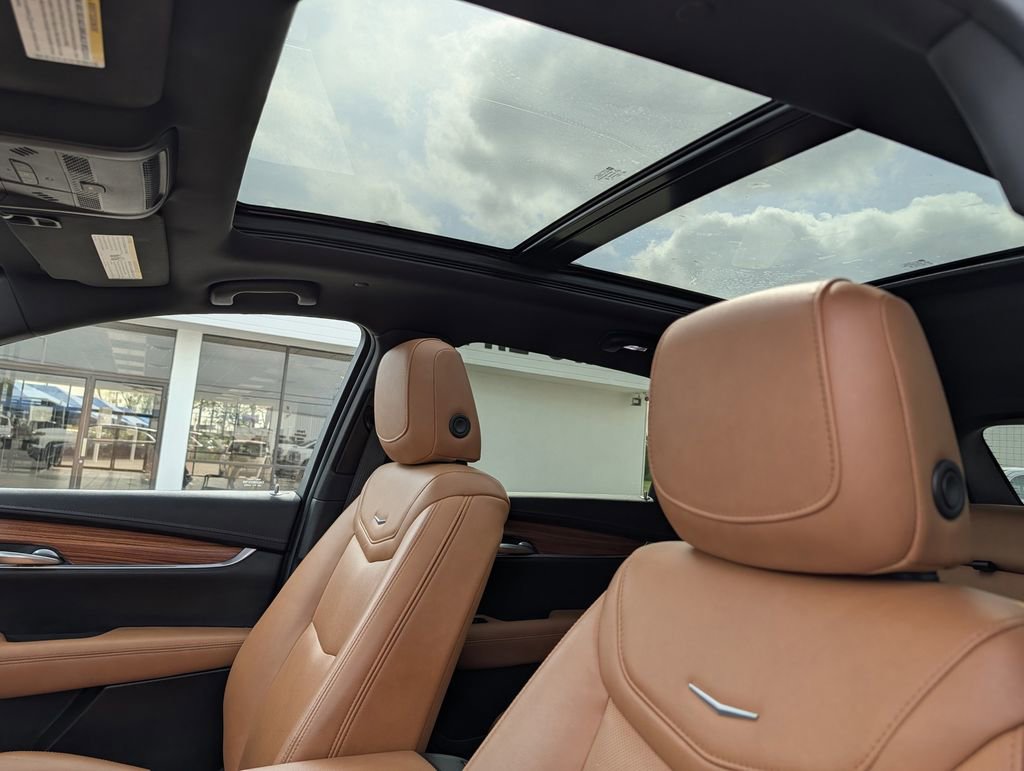 Used 2022 Cadillac XT5 Premium Luxury image 27