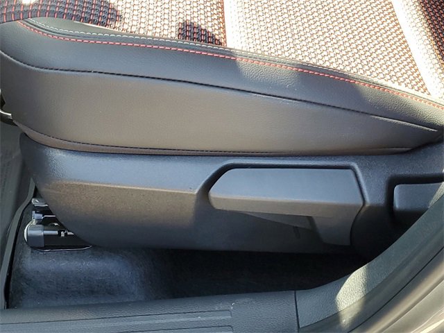 New 2026 Nissan Kicks SR w/ Cold Weather Package image 19