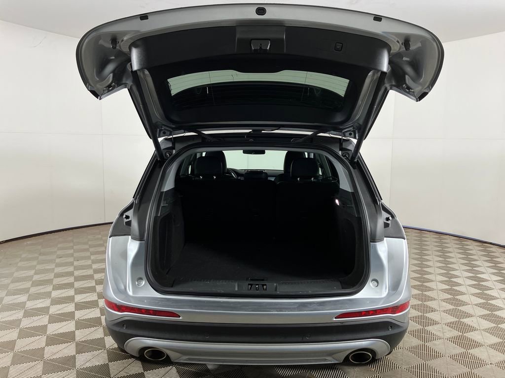 Used 2022 Lincoln Corsair AWD w/ Premium Package image 10