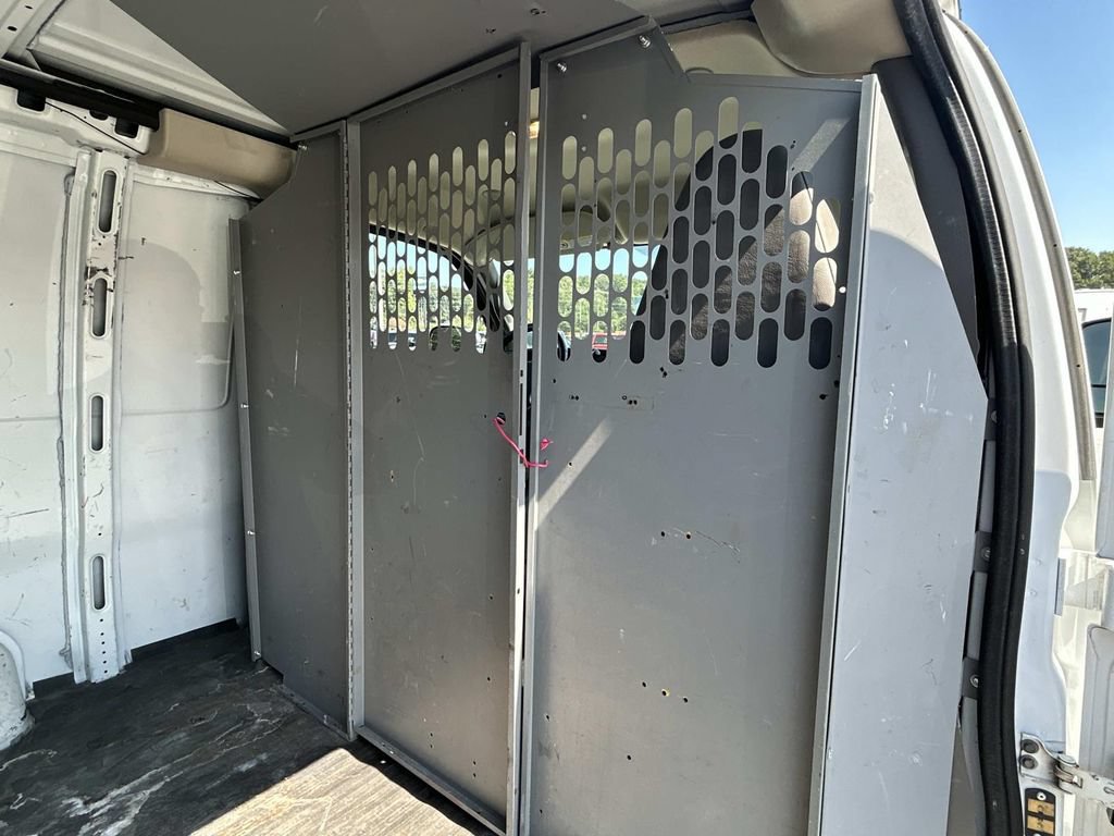 Used 2019 Chevrolet Express 2500 w/ Driver Convenience Package RWD image 15