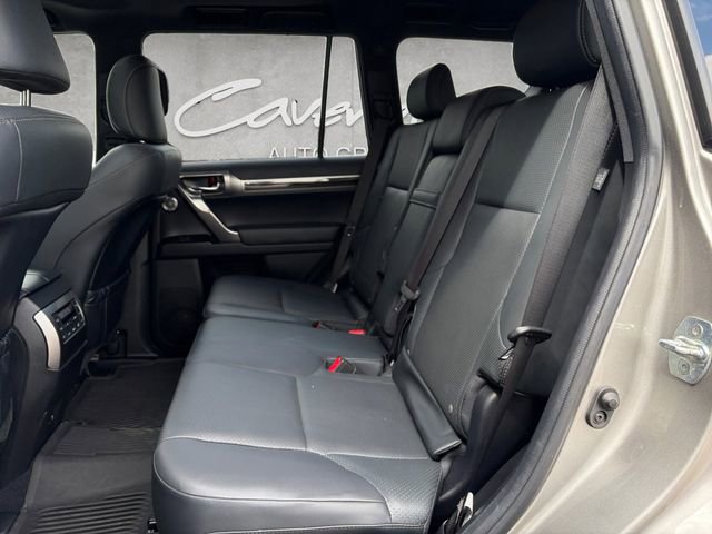 Used 2023 Lexus GX 460 Luxury w/ Accessory Package image 22