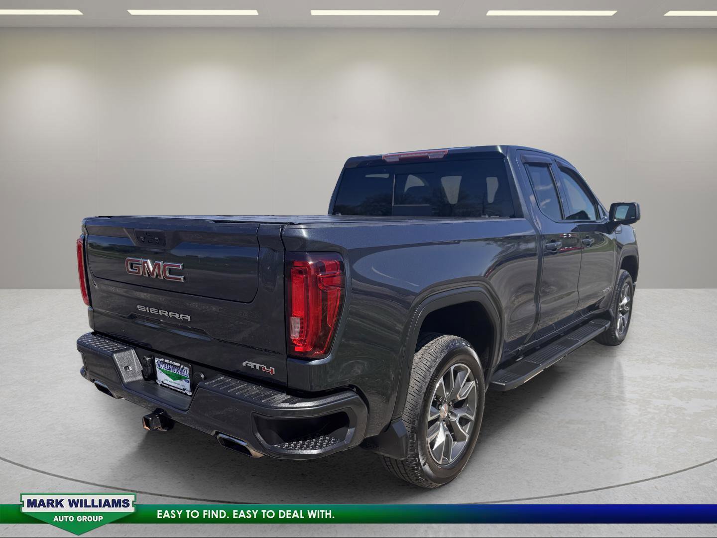 Used 2019 GMC Sierra 1500 AT4 w/ AT4 Preferred Package AWD/4WD image 4