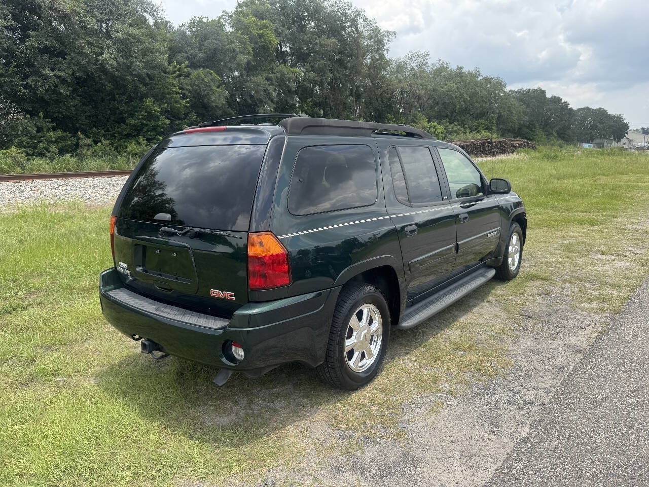 Used 2003 GMC Envoy XL SLE w/ 1SB Preferred Equipment Group RWD image 3