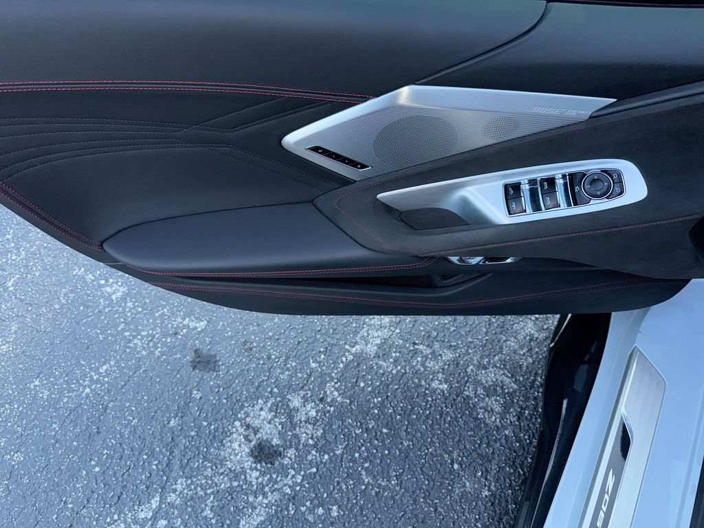 Used 2024 Chevrolet Corvette Z06 RWD image 15