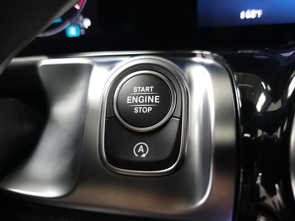 Certified 2026 Mercedes-Benz GLB 250 4MATIC image 16