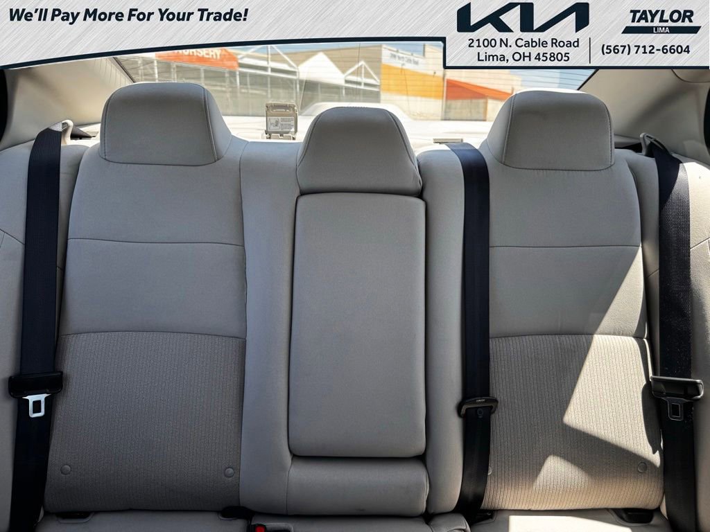 Used 2025 Nissan Altima 2.5 SV FWD image 12