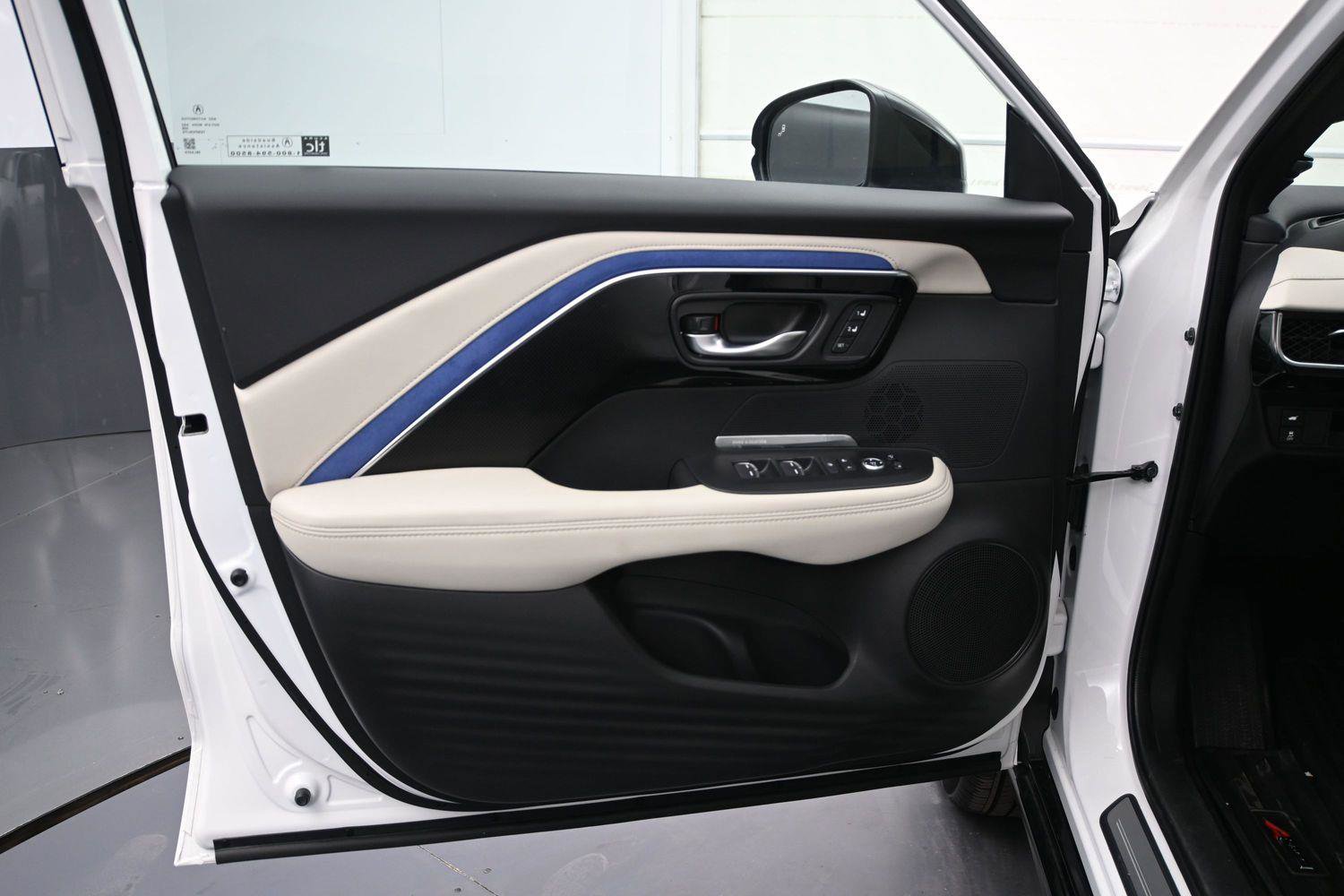 Used 2025 Acura ADX A-Spec AWD/4WD image 11