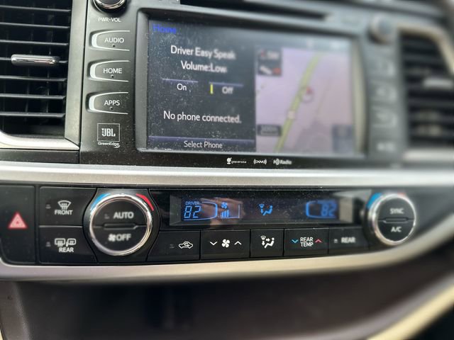 Used 2019 Toyota Highlander Limited image 20