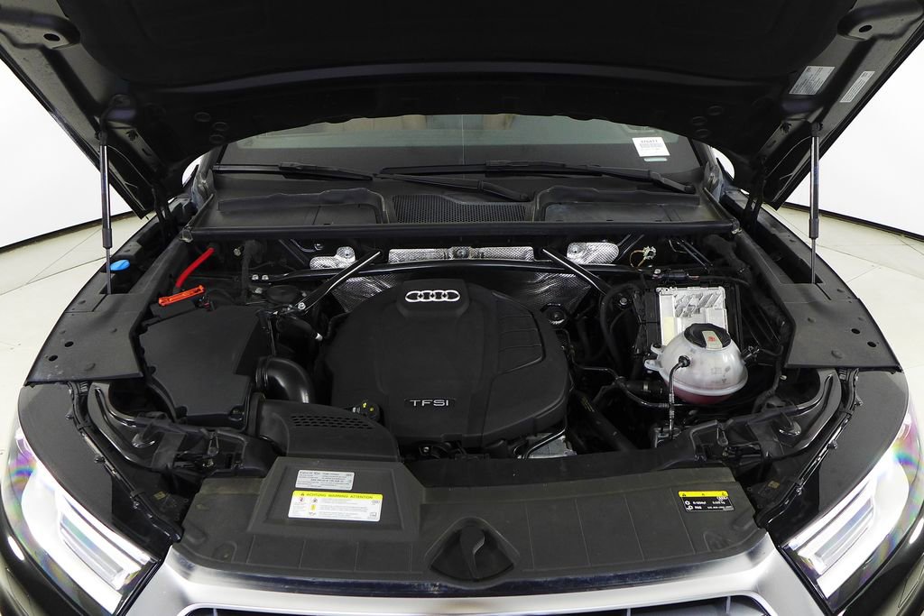 Used 2019 Audi Q5 2.0T Premium w/ Convenience Package image 6