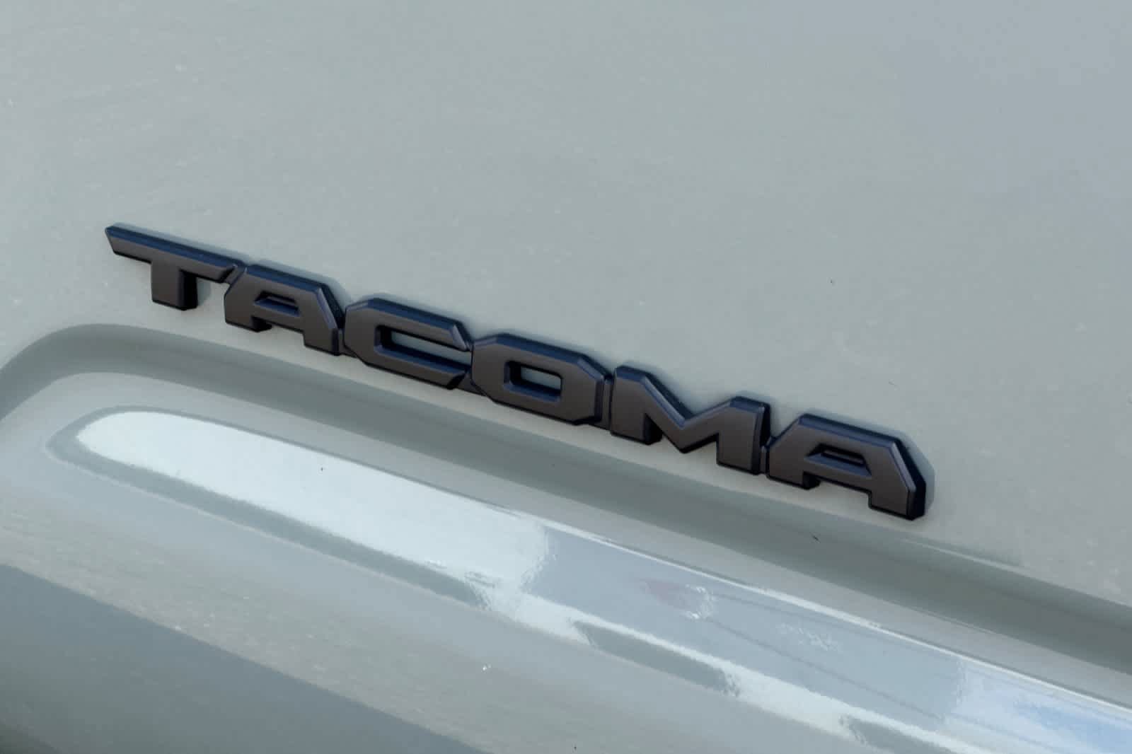 Used 2023 Toyota Tacoma TRD Off-Road AWD/4WD image 30